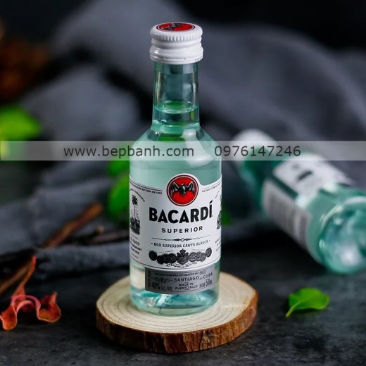 Rượu Bacardi