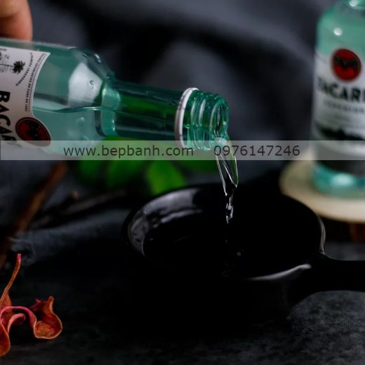 Rượu Bacardi