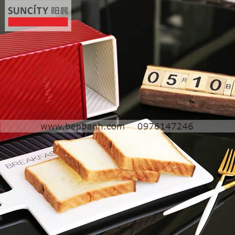 Khuôn Bánh Mì Gối/ sandwich 450g Cao Cấp Suncity đỏ 80166